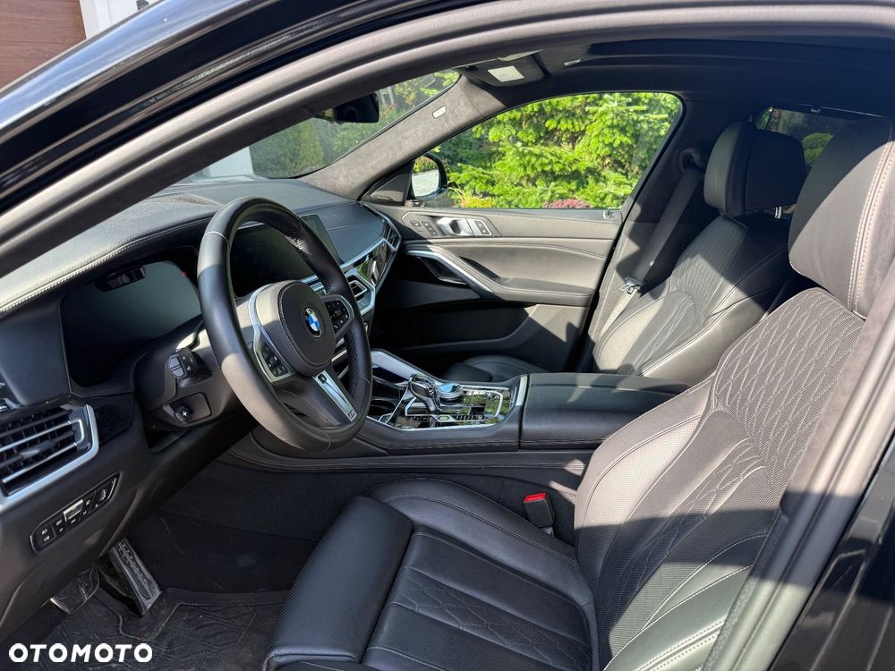 BMW X6 xDrive40i - 9