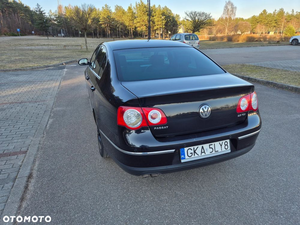 Volkswagen Passat 2.0 TDI DPF Highline - 2