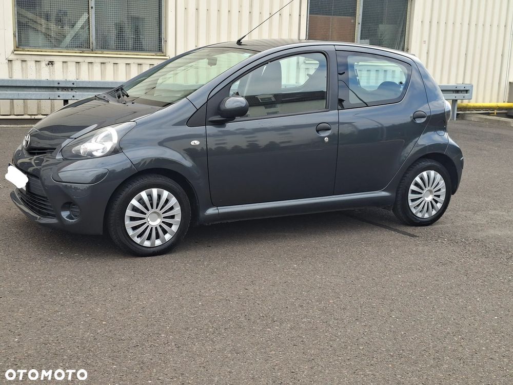 Toyota Aygo - 2