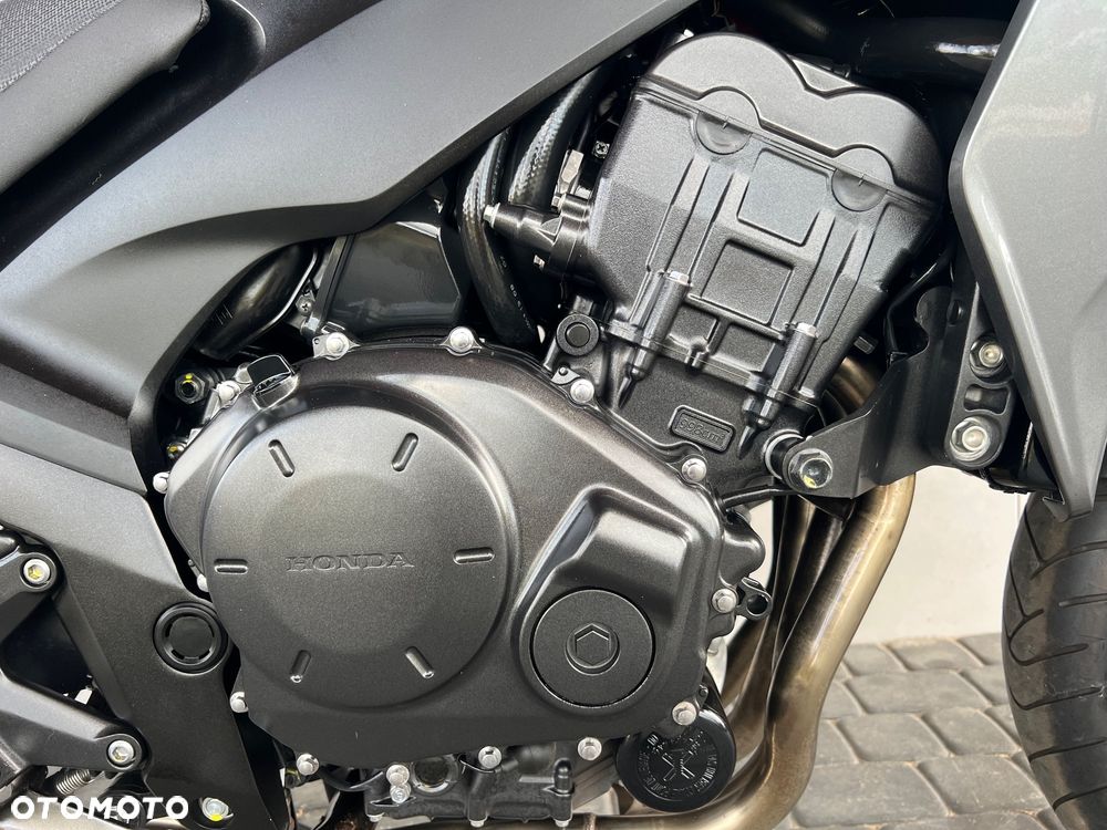 Honda CBF - 35