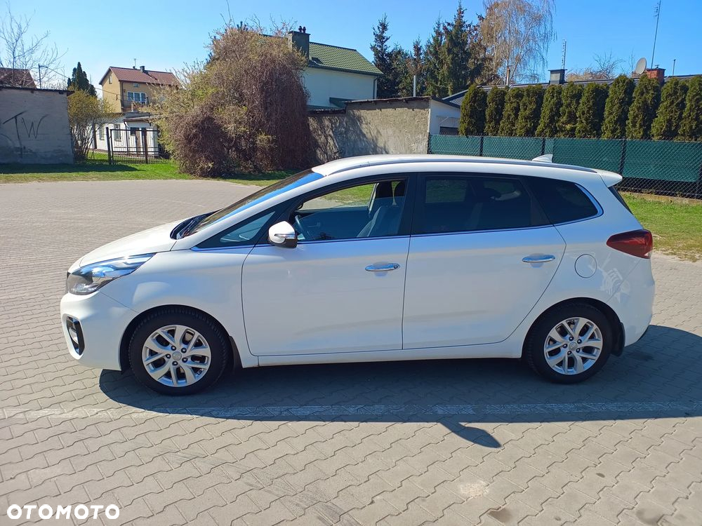 Kia Carens 1.7 CRDi L - 8