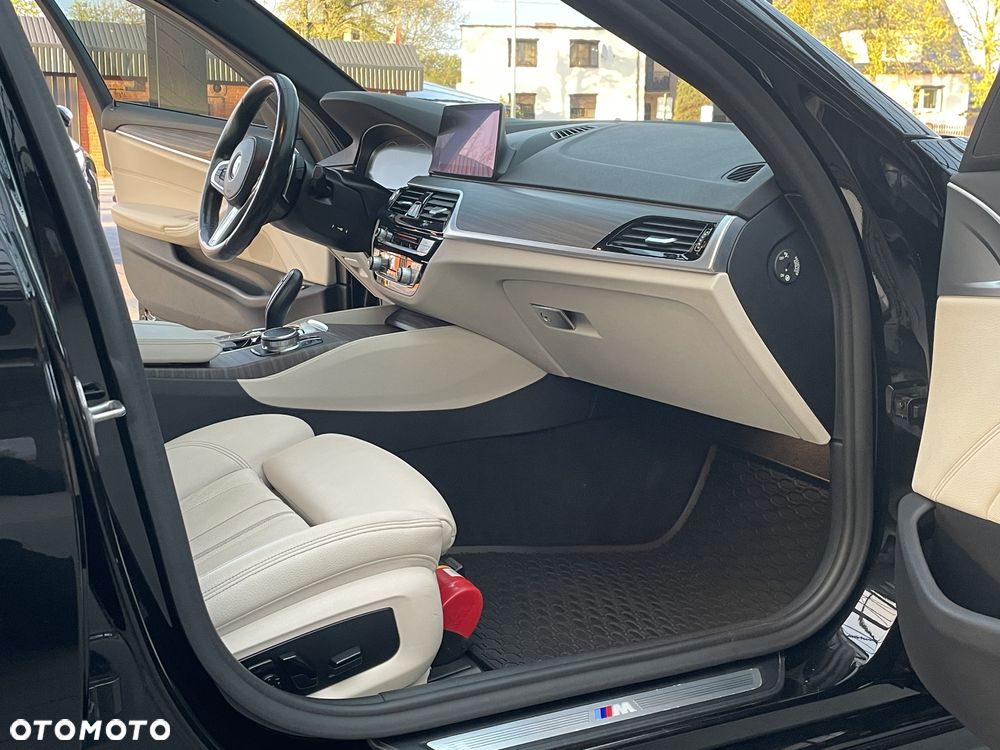 BMW Seria 5 - 31