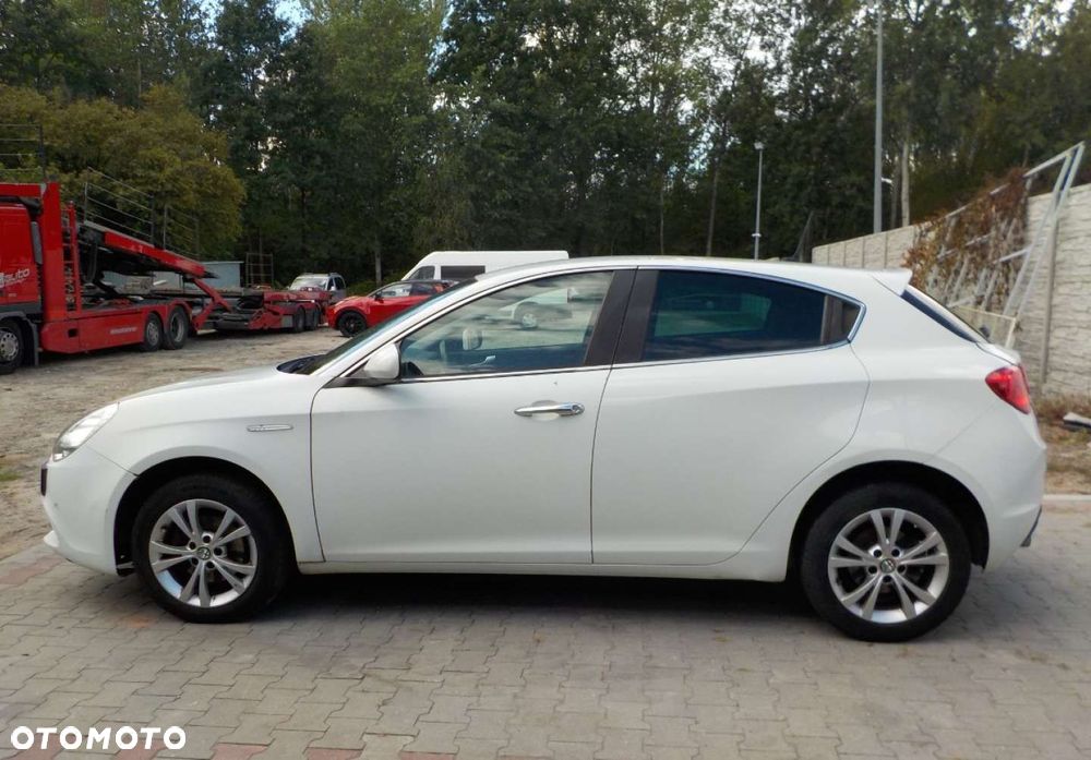 Alfa Romeo Giulietta - 5