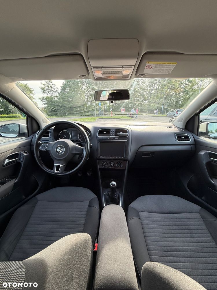 Volkswagen Polo - 15