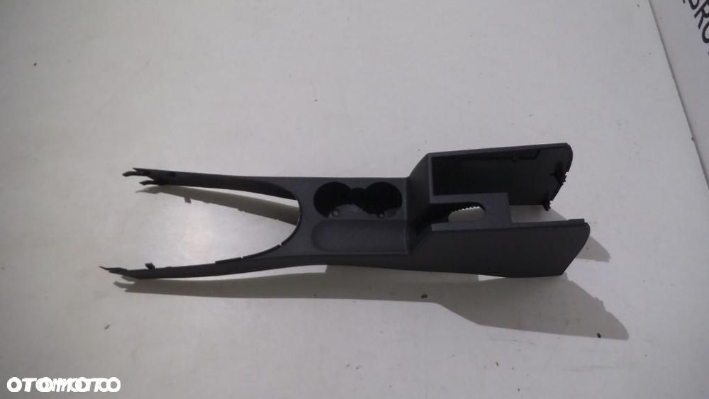 VW TOURAN TUNEL ŚRODKOWY 1T0863679D