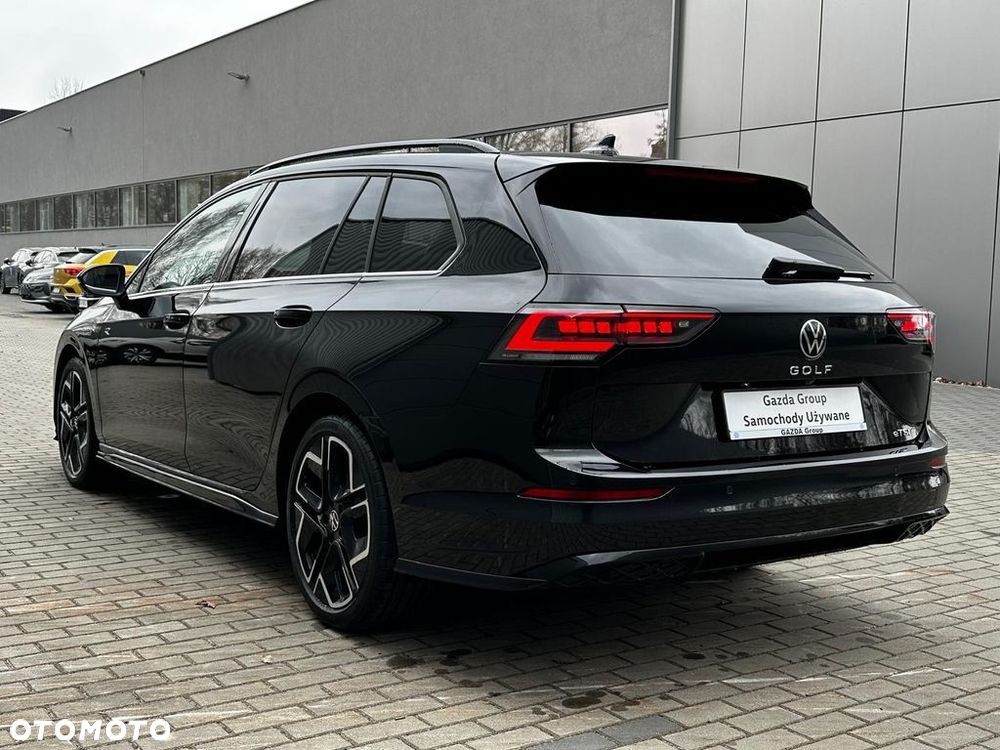 Volkswagen Golf 1.5 eTSI OPF DSG R-Line - 9