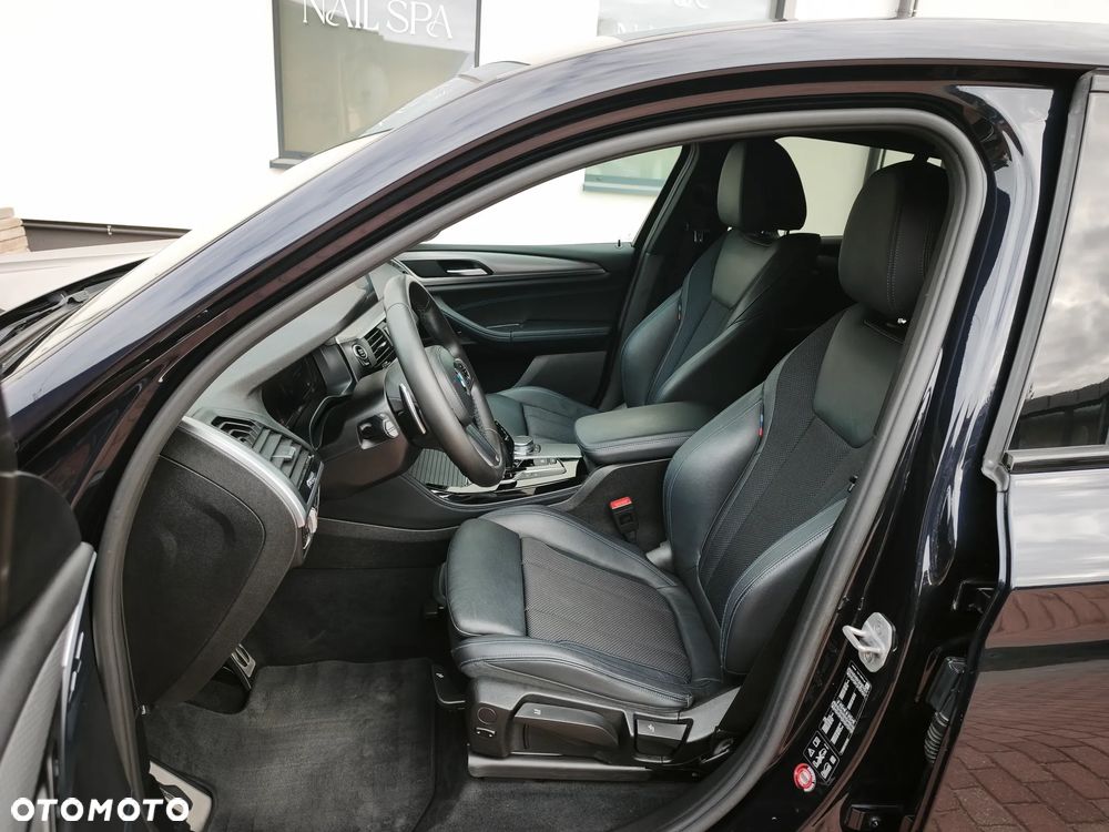 BMW X4 - 21
