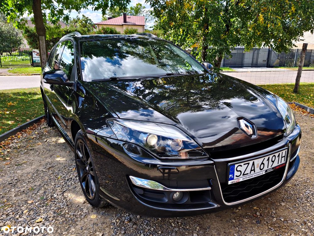 Renault Laguna 2011 photo 2