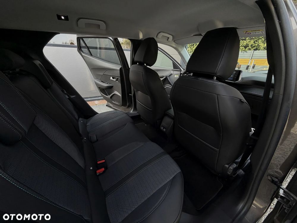 Peugeot 2008 1.2 PureTech Allure Pack S&S - 21