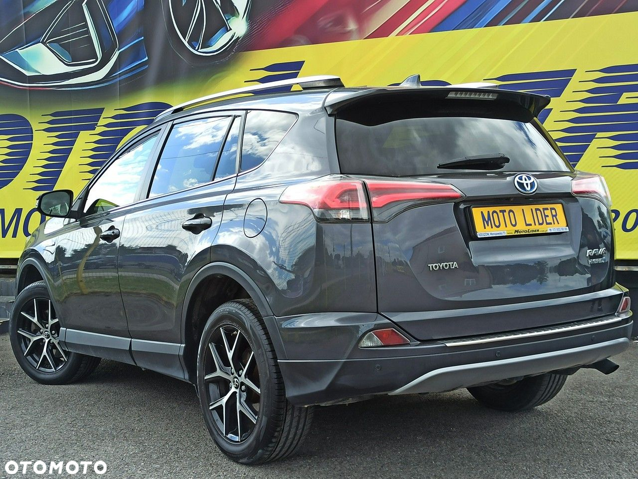 Toyota RAV4 - 4