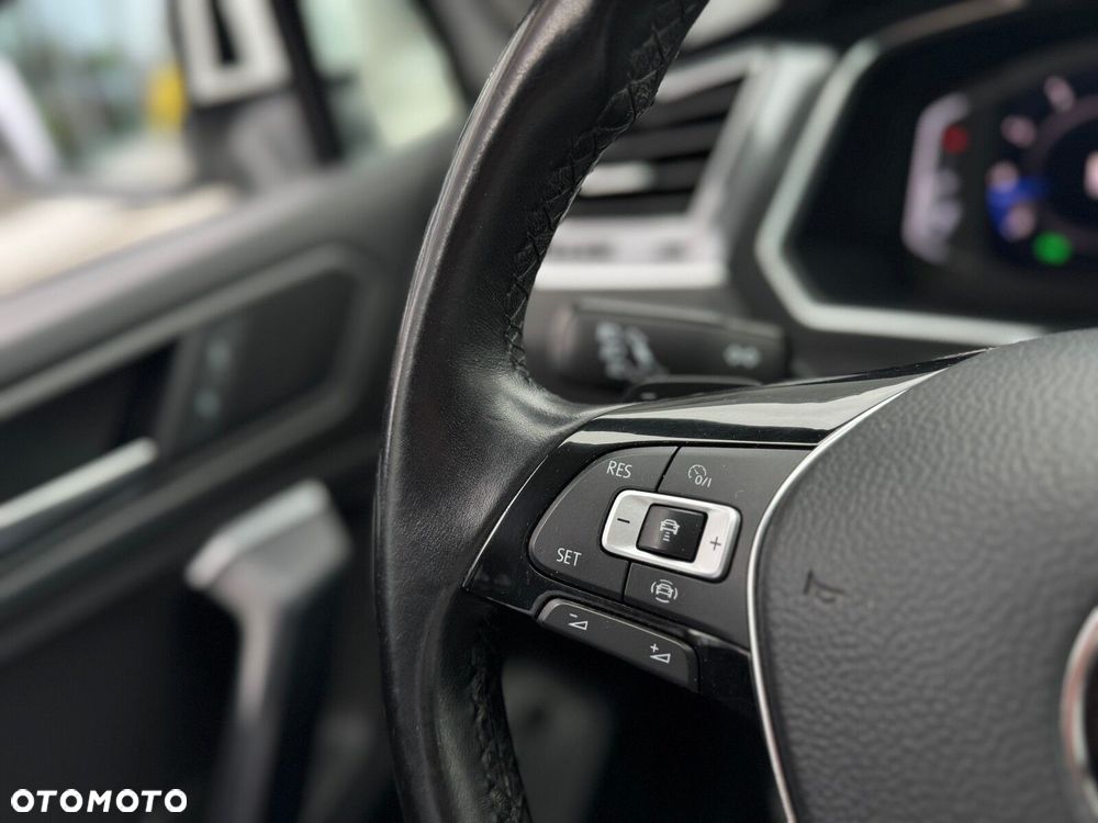 Volkswagen Tiguan Allspace - 32