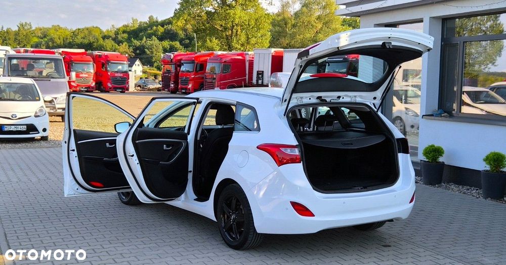 Hyundai i30 - 21