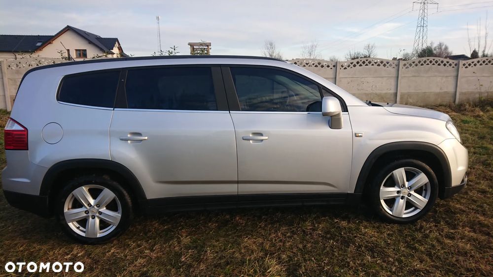 Chevrolet Orlando - 27