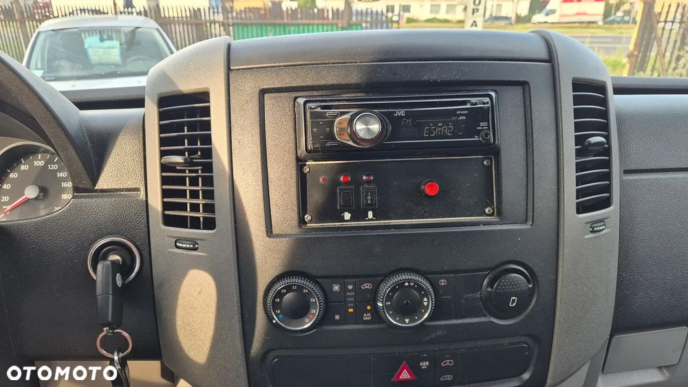 Volkswagen Crafter - 10