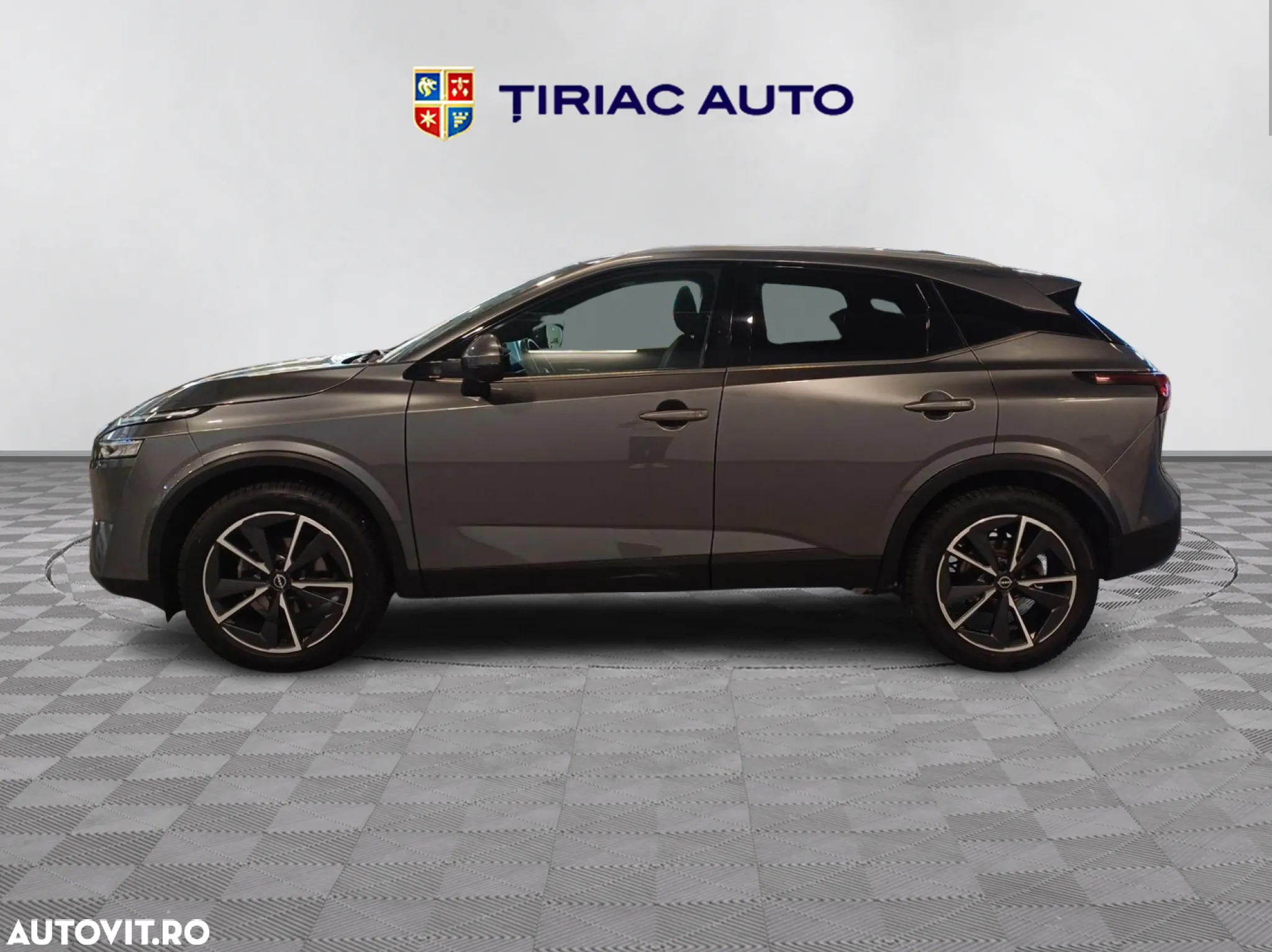 Nissan Qashqai ver-1-3-dig--t-mhev-xtronic-tekna - 2
