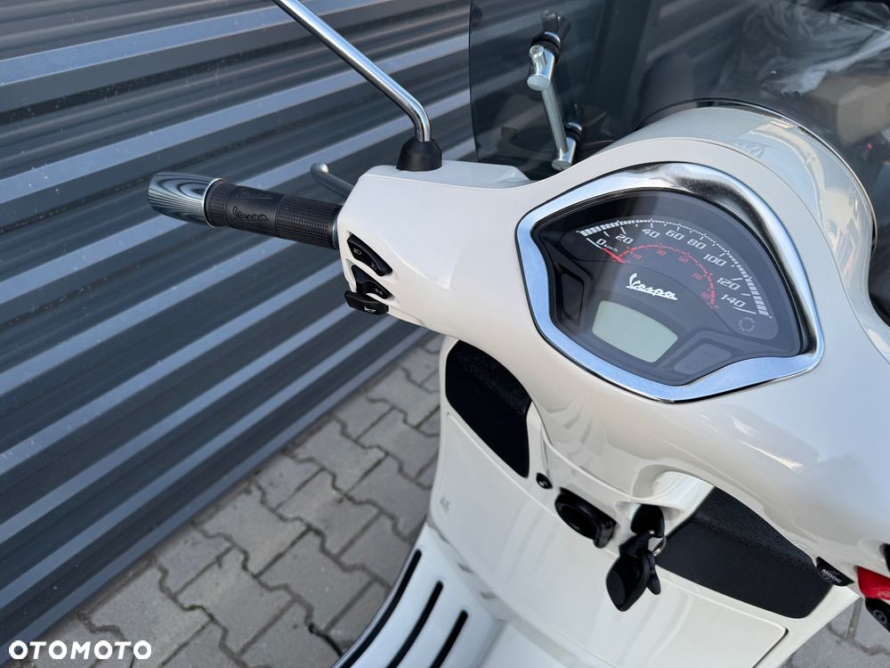 Piaggio Vespa - 13