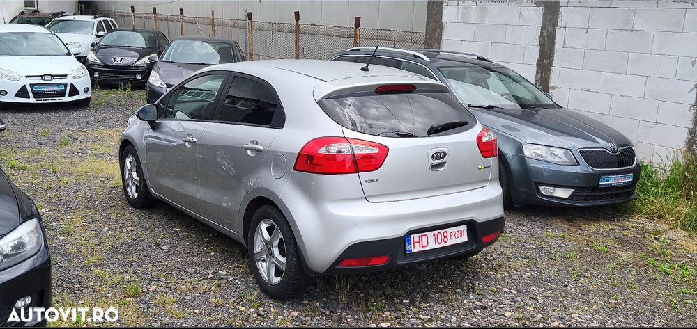Kia Rio 1.4 CRDI Platinum Edition - 3