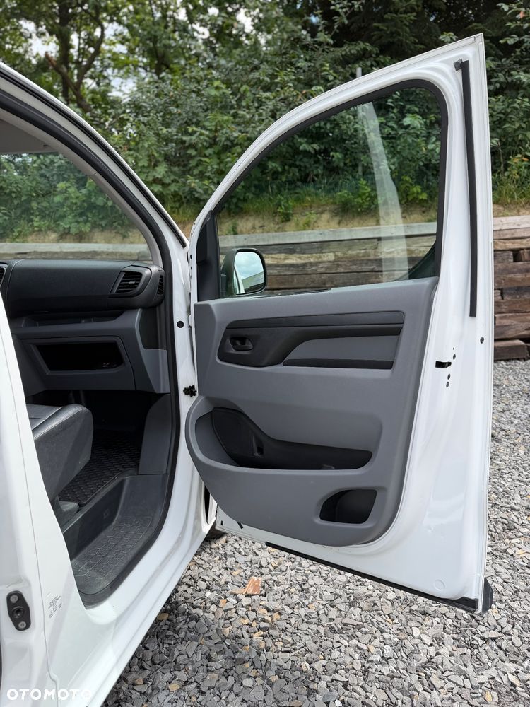 Opel Vivaro Long 3,1t Enjoy (bryg.) - 21