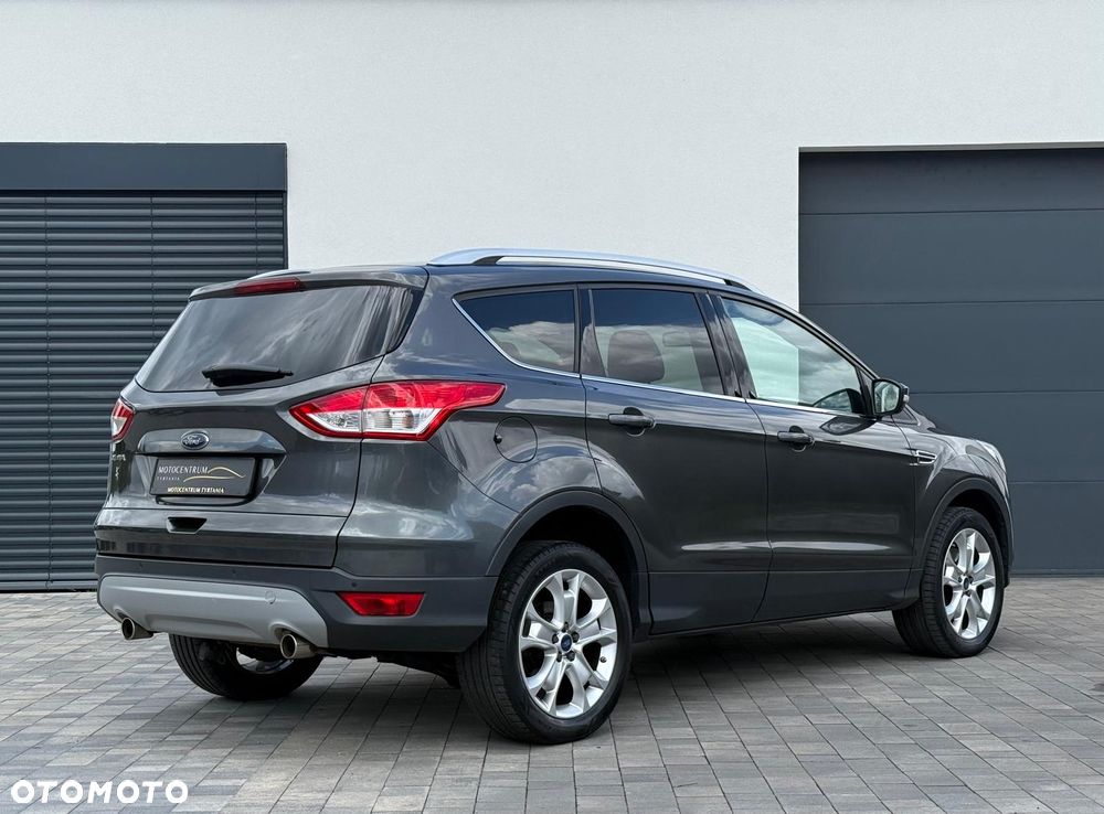Ford Kuga 2.0 TDCi 4x4 Titanium - 5