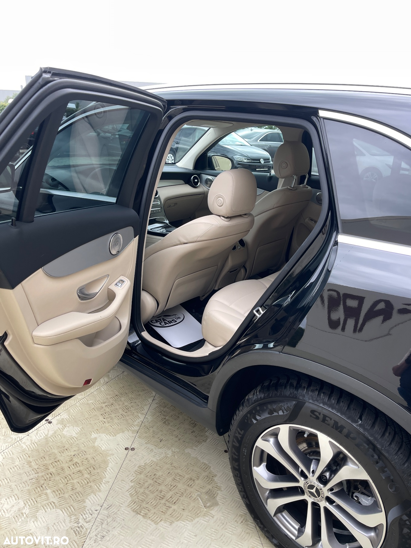 Mercedes-Benz GLC 200 d 4Matic 9G-TRONIC - 27