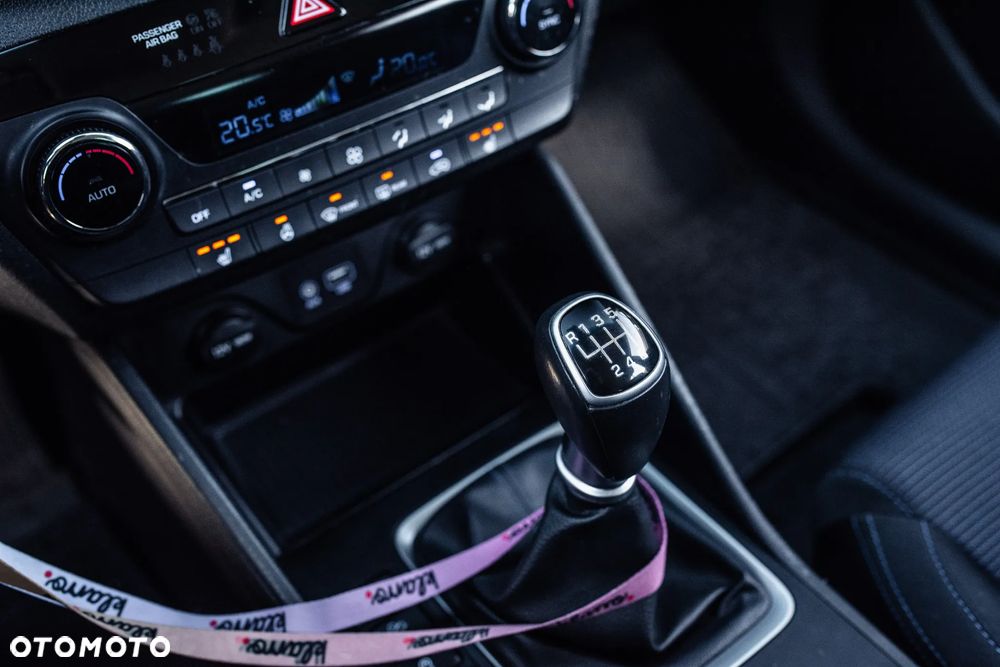 Hyundai Tucson 1.6 GDi 2WD Select - 36