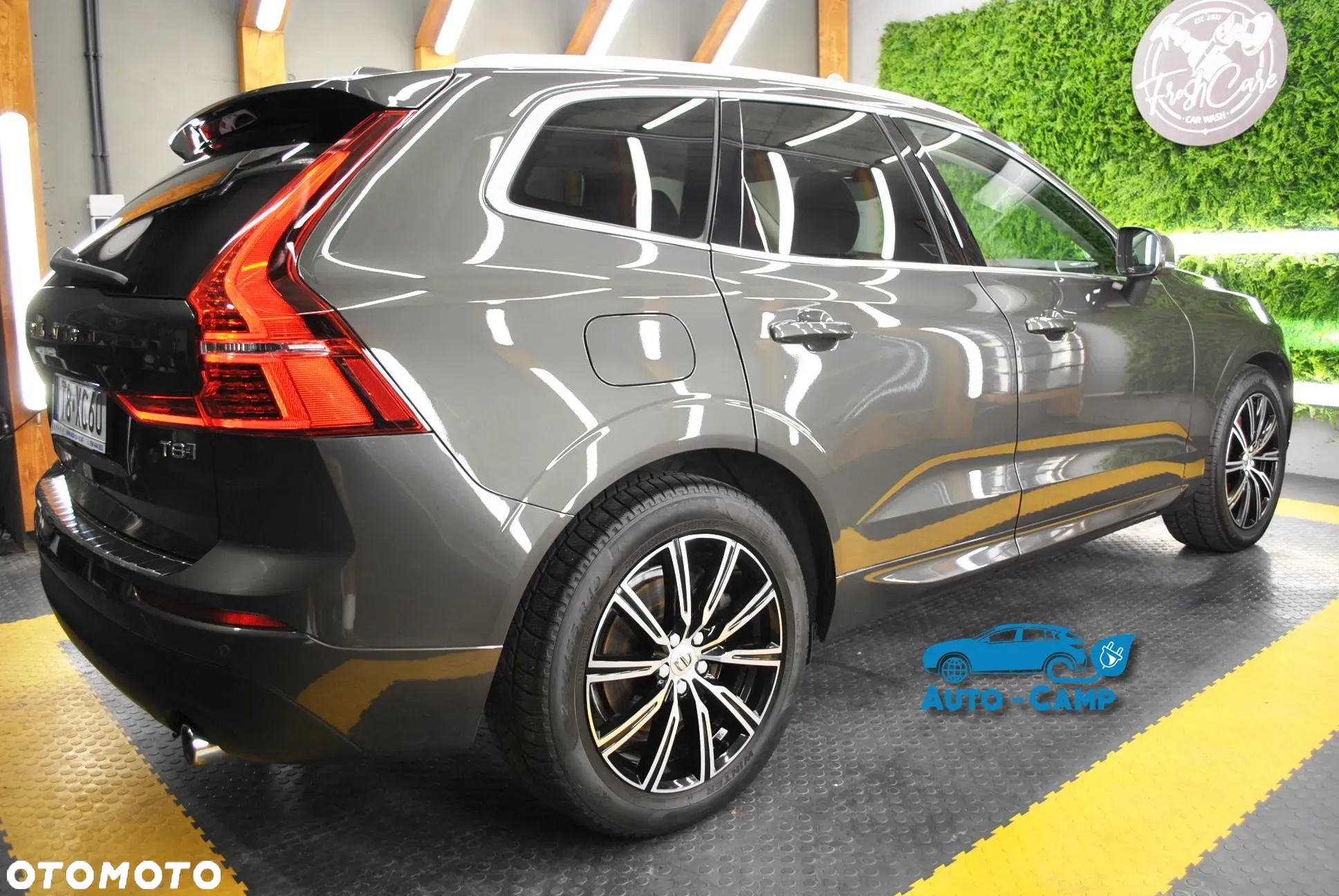 Volvo XC 60 T8 AWD Plug-In Hybrid Momentum Pro - 38