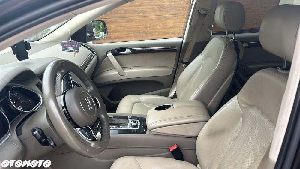 Audi Q7 - 2