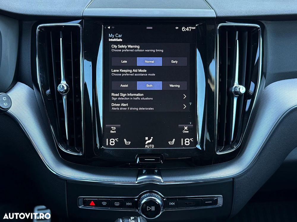Volvo XC 60 T6 AWD R-Design - 17
