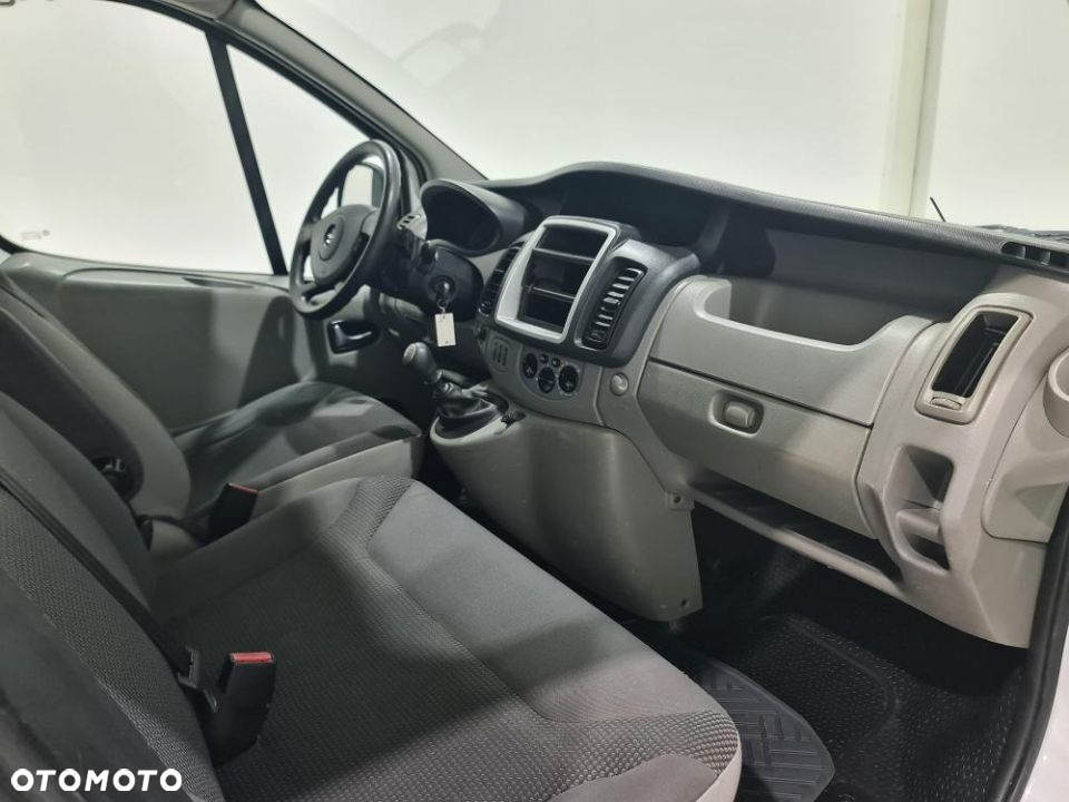 Opel VIVARO - 29