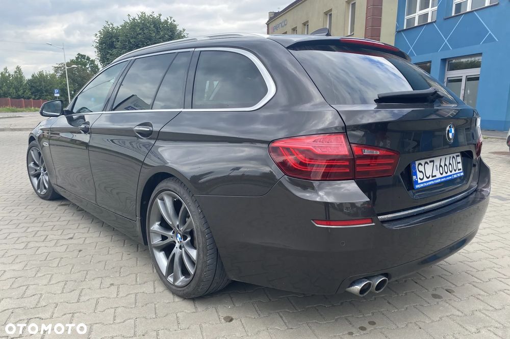 BMW Seria 5 520d Luxury Line - 4