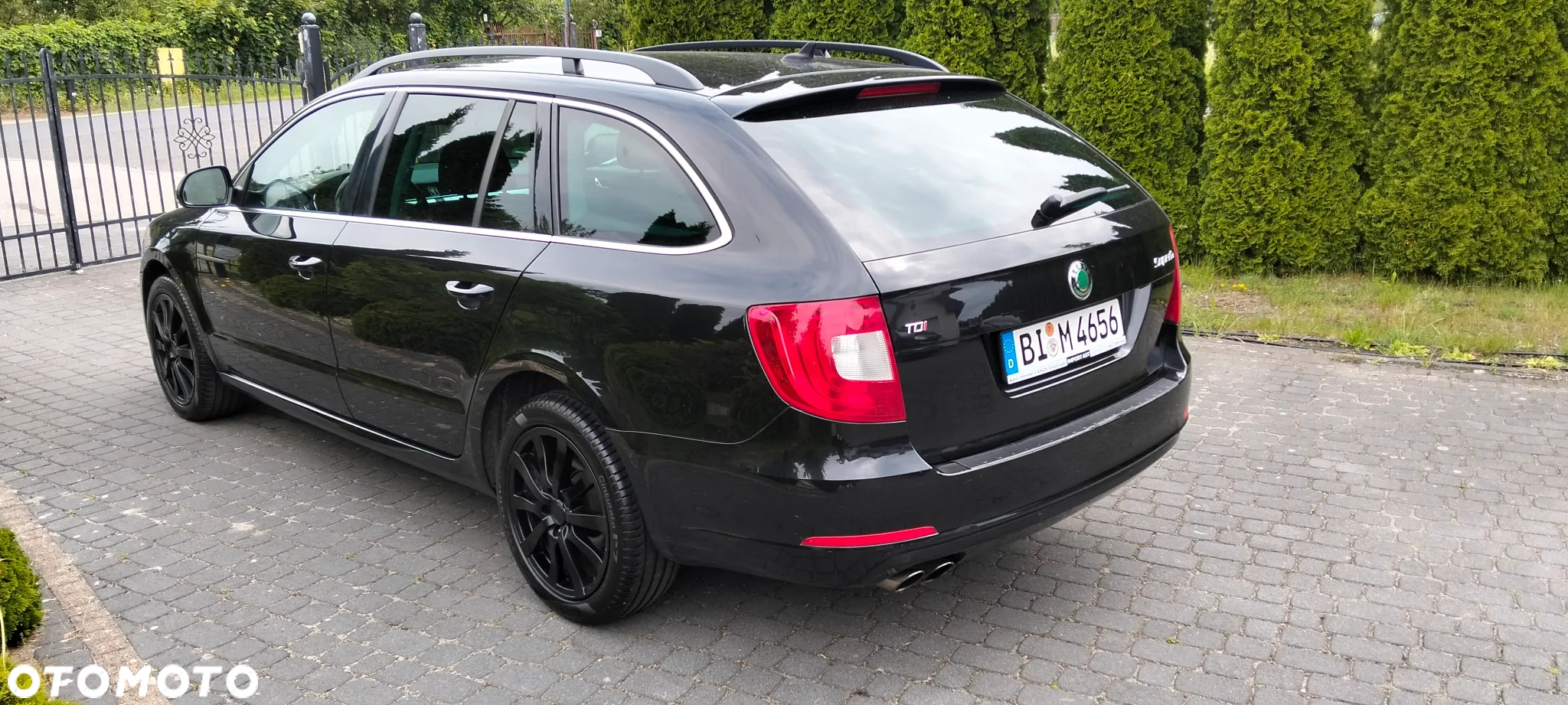 Skoda Superb Combi 2.0 TDI DSG Exclusive - 16