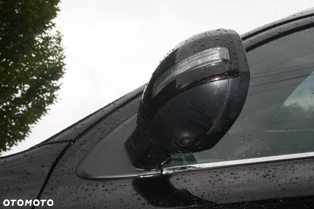 Mitsubishi Outlander - 8