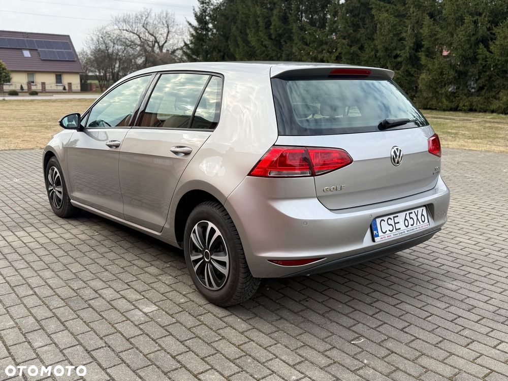 Volkswagen Golf - 7