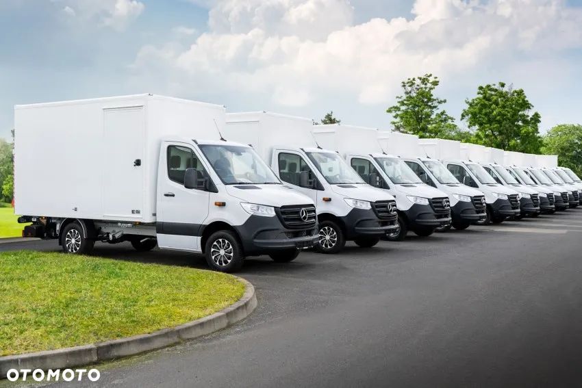 Mercedes-Benz Sprinter - 6