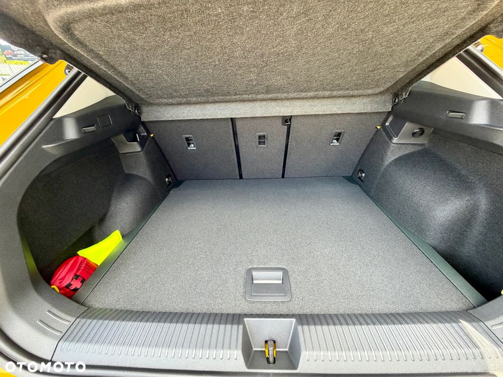 Volkswagen T-Roc 1.5 eTSI Life DSG - 13