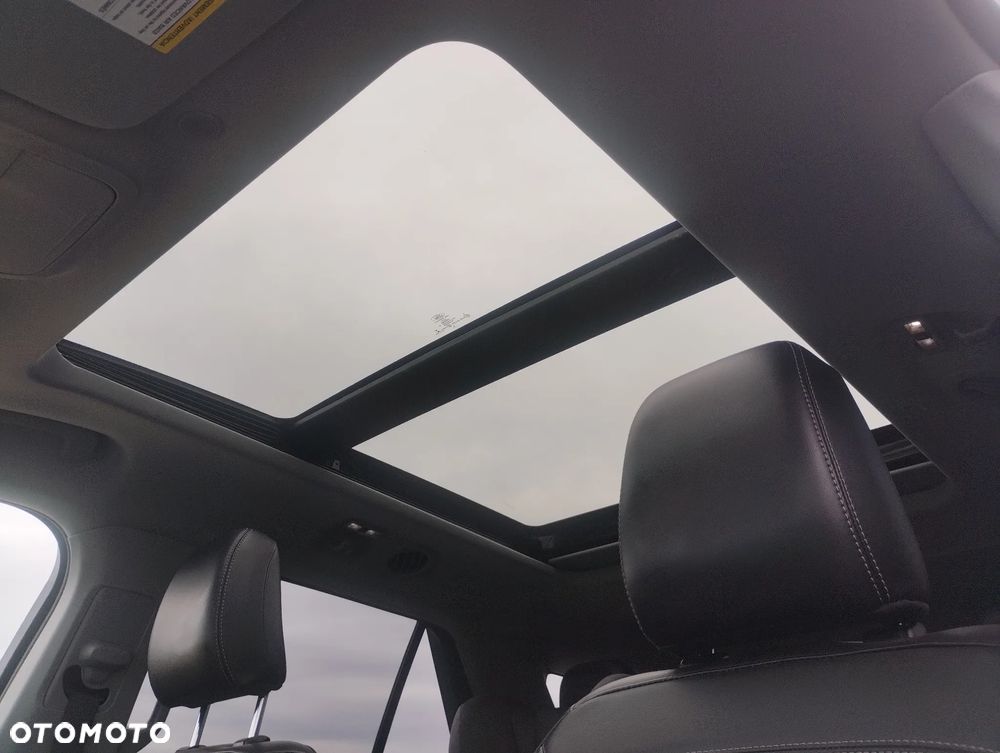 Ford Explorer - 24