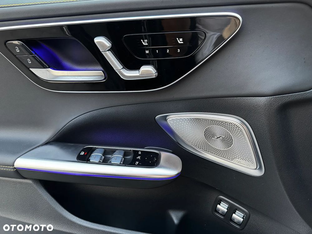 Mercedes-Benz Klasa C AMG 63 S E Performance T AMG Speedshift MCT9G - 25