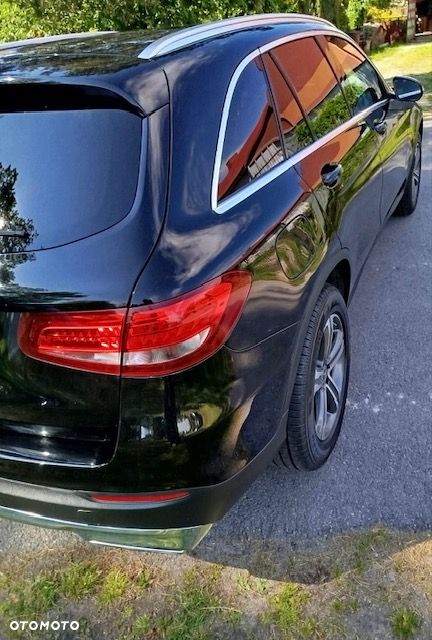 Mercedes-Benz GLC - 12