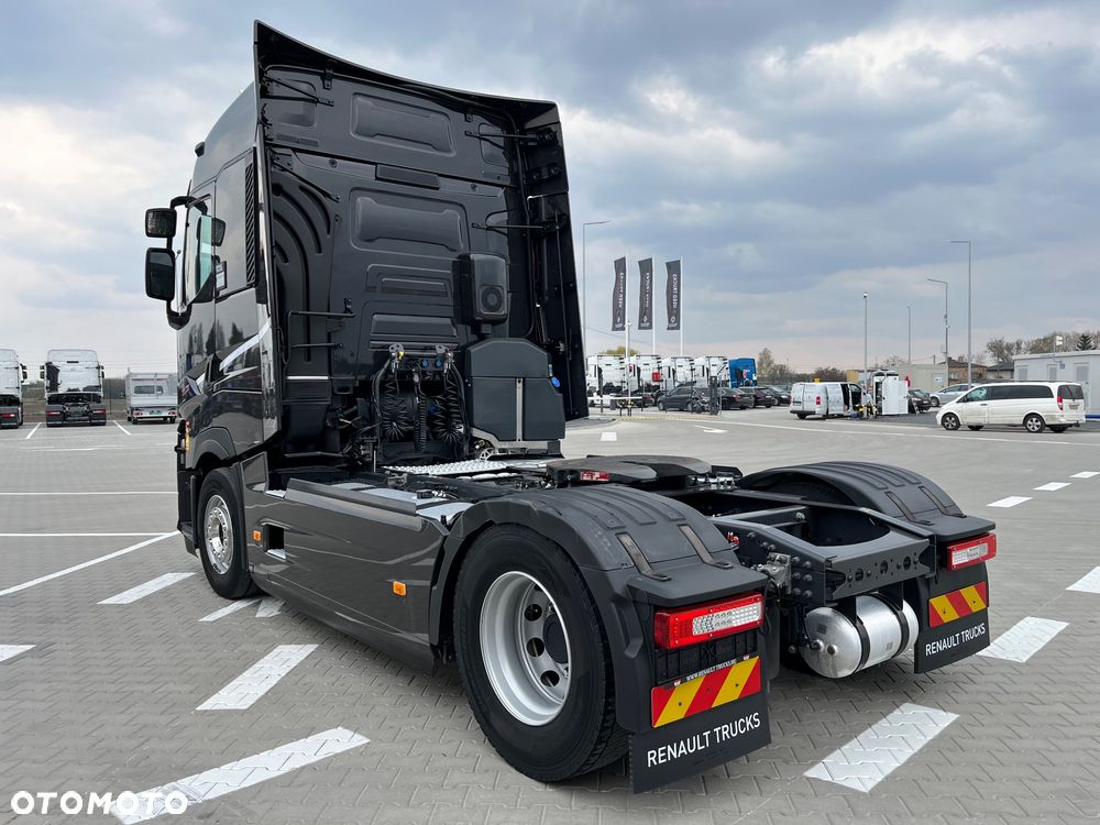 Renault T480 TC High Sleeper Cab - 3