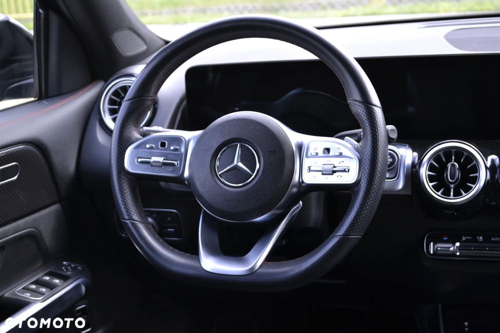 Mercedes-Benz GLB 220 d AMG Line 8G-DCT - 38