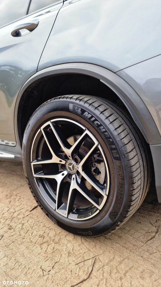 Mercedes-Benz GLC 250 4-Matic - 12