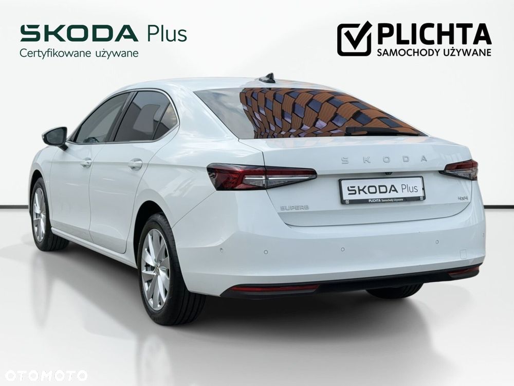 Skoda Superb 2.0 TDI SCR 4x4 Selection DSG - 8