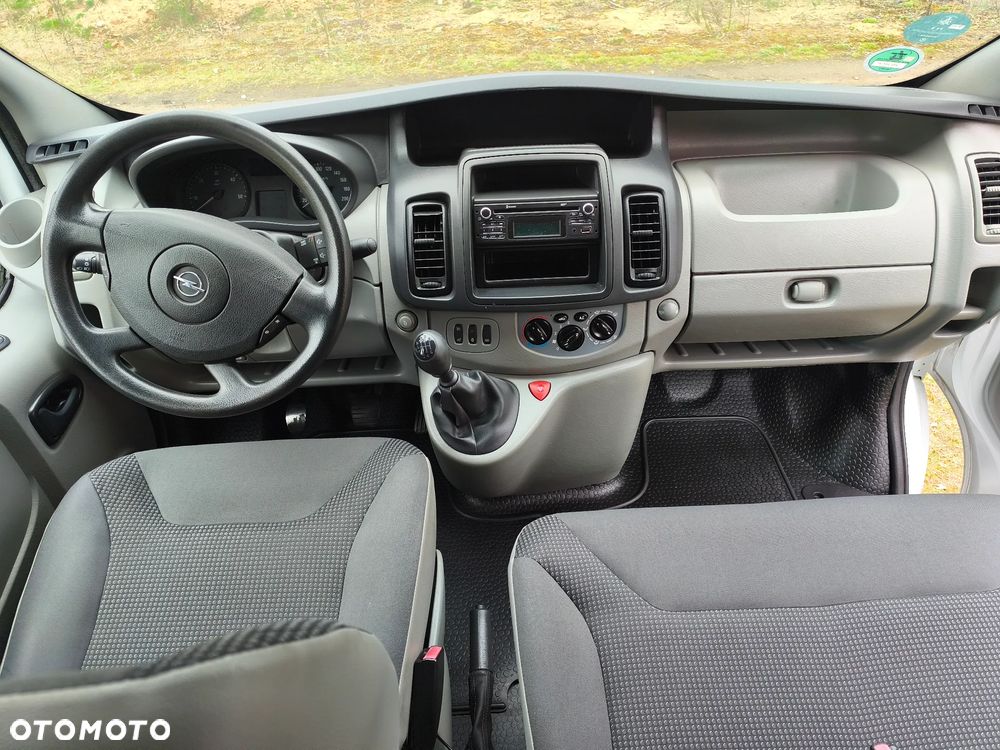 Opel VIVARO - 32