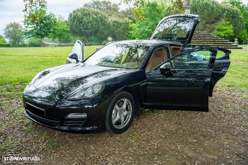 Porsche Panamera 3.0 V6 - 3