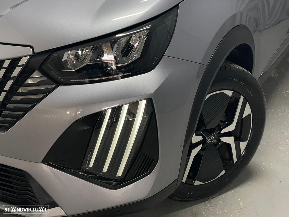 Peugeot 2008 1.2 PureTech Allure EAT8 - 6