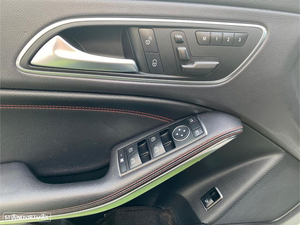 Mercedes-Benz CLA 45 AMG 4Matic 7G-DCT - 11