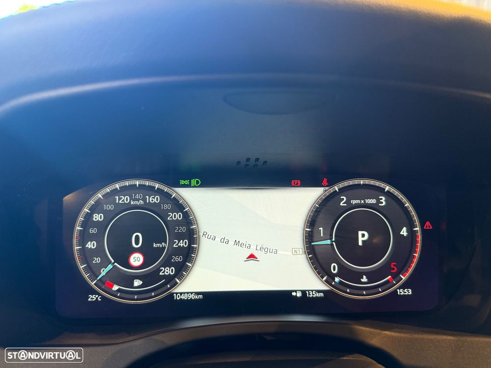 Jaguar XE 2.0 D200 R-Dynamic HSE - 43