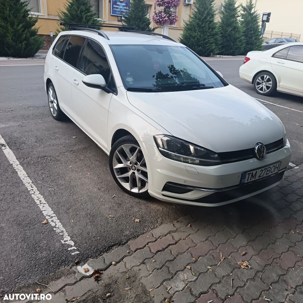 Volkswagen Jetta - 1