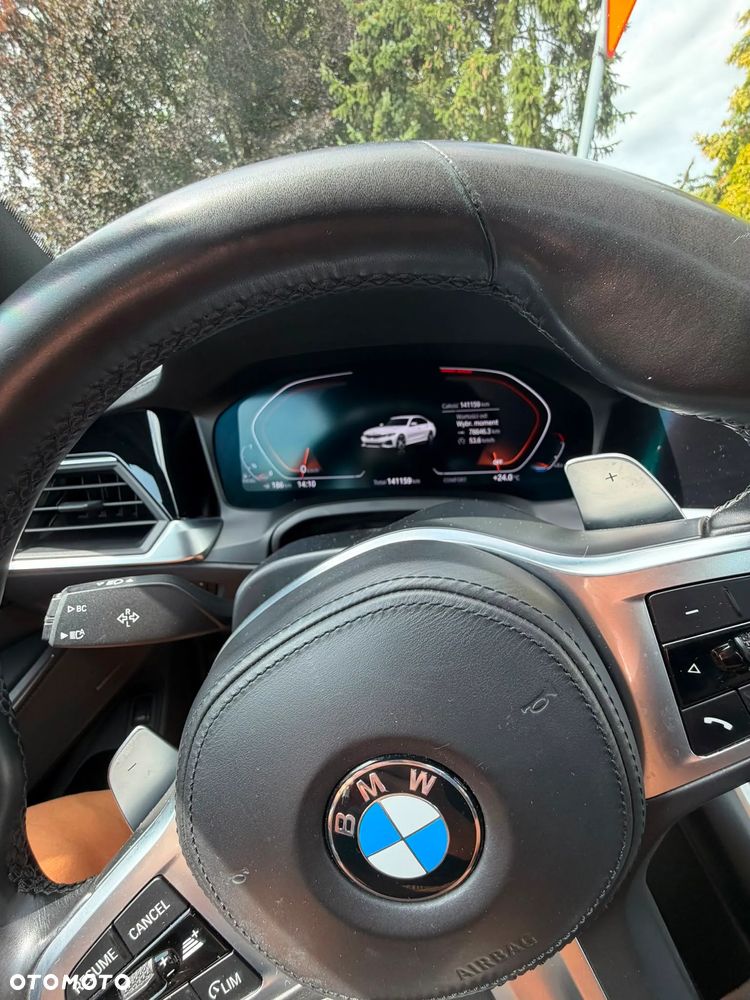 BMW Seria 3 320d M Sport - 2