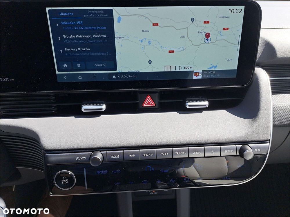 Hyundai IONIQ - 15
